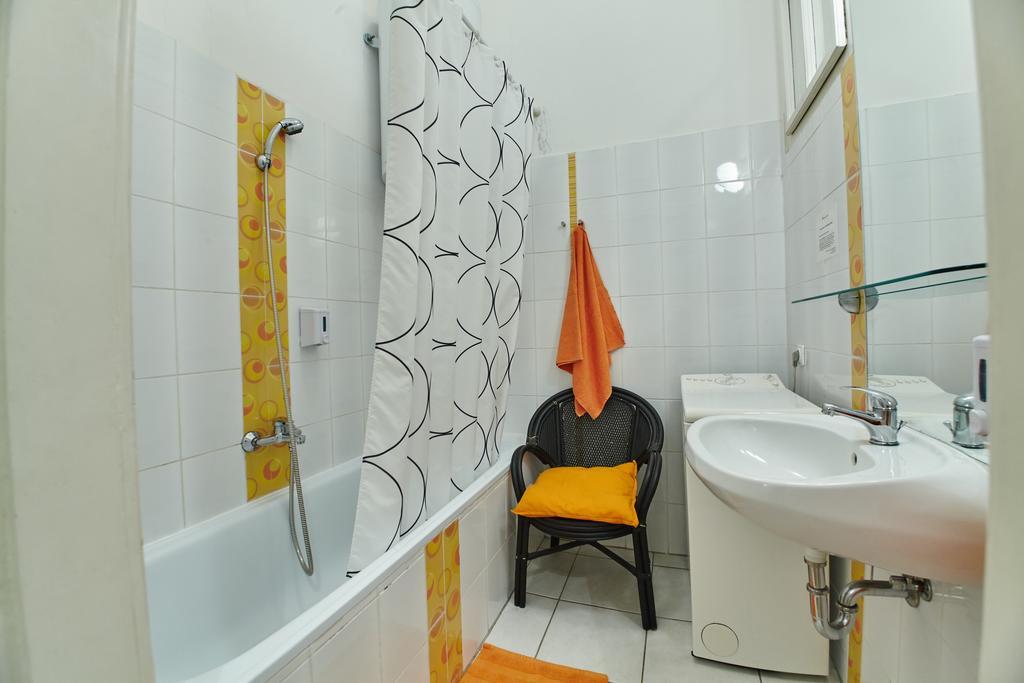Aventura Boutique Hostel Budapest Exterior foto